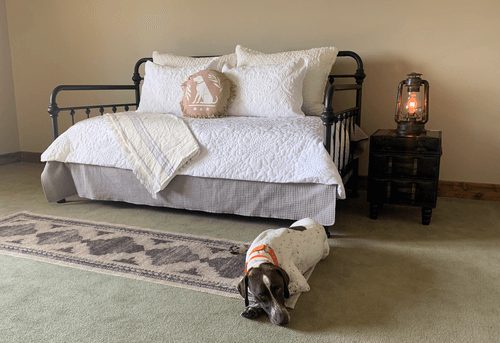 Trouvaille Lodge bedroom